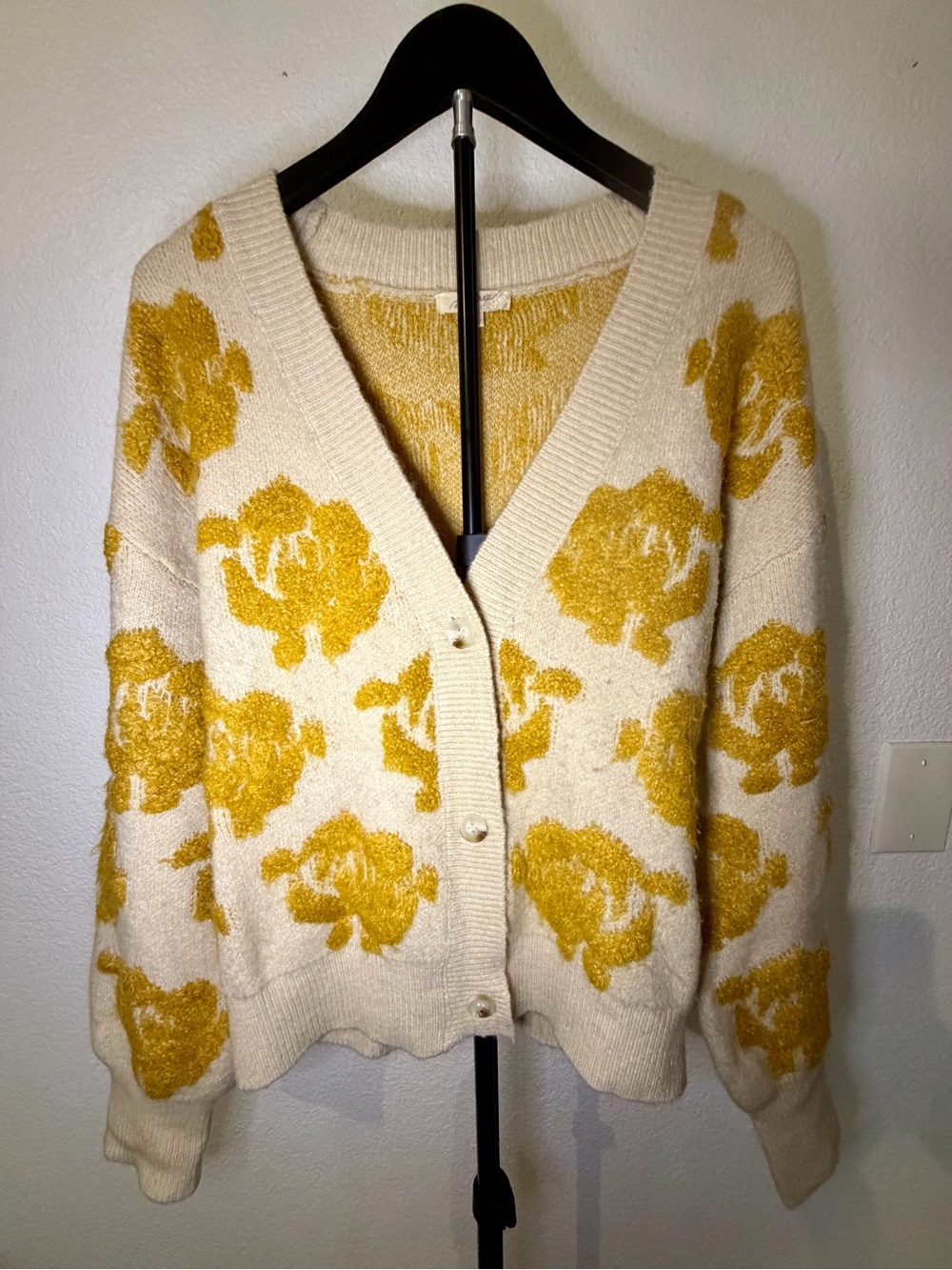 Mystree Ivory Floral Bouclé Cardigan Size Medium Mustard Rose Boho Knit